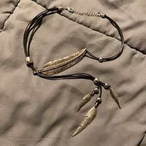 Feathers Necklace